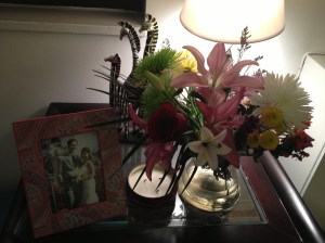 Fresh flowers are something that ALWAYS make me smile! Even more so when they come from my hubby! This gorgeous bunch from Valentine's Day is still brightening up the apartment!